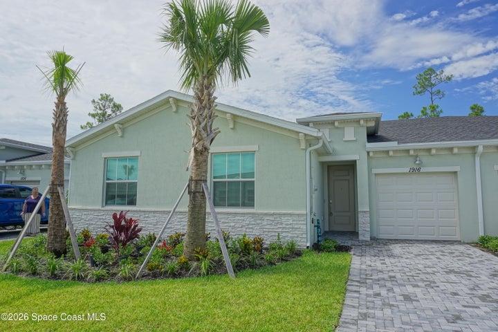 1916 Cerulean Drive NW, Palm Bay