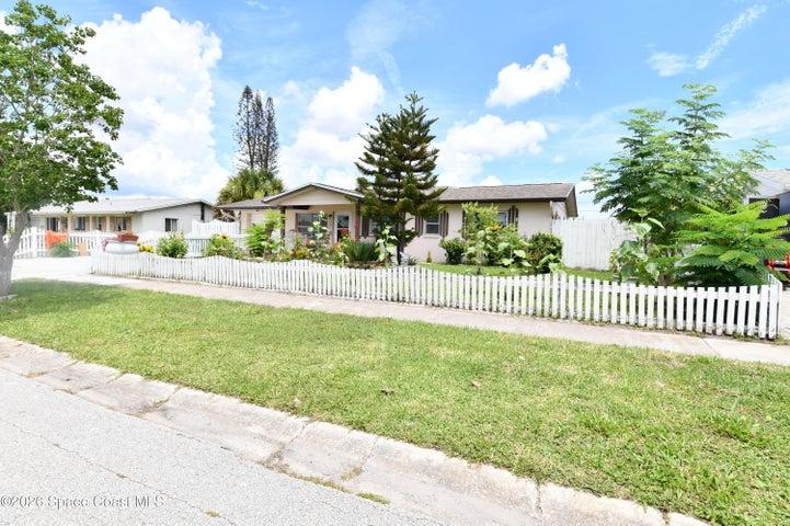 2204 Cheryl Court, Melbourne, FL, 32935 photo 4