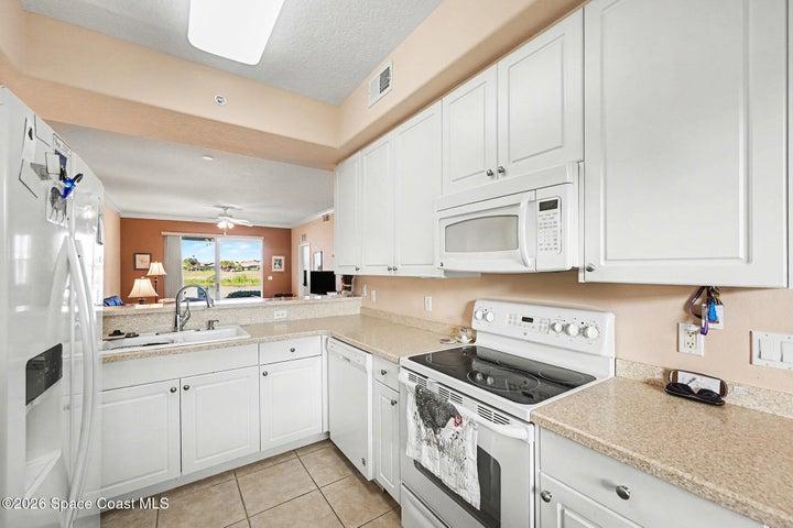 6858 Toland Drive 104, Melbourne, FL, 32940 photo 3