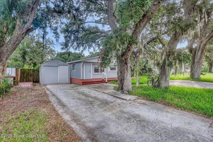 730 Sara Jane Lane, Merritt Island, FL, 32952 photo 2