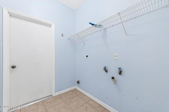 Laundry Room off of Kitchen