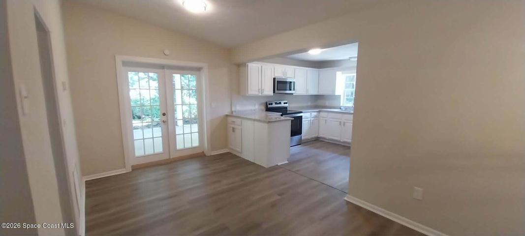 dining and eat in section of kitchen