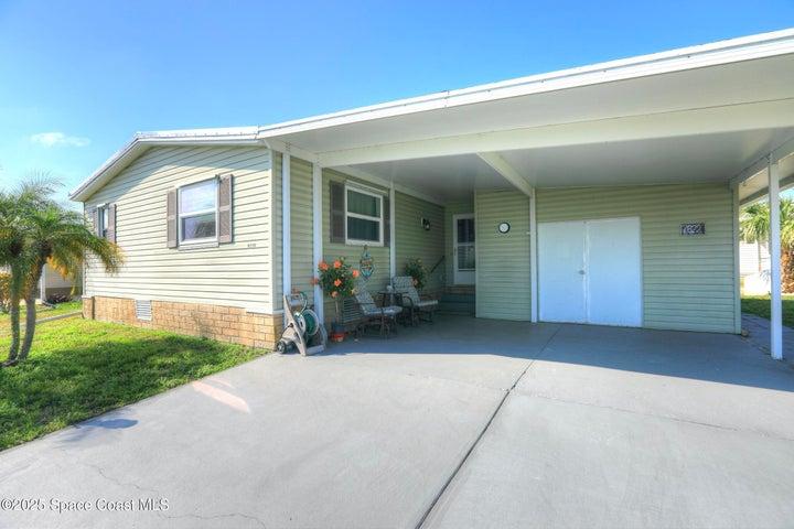7622 Great Bear Lake Drive 30, Micco, FL, 32976 photo 6