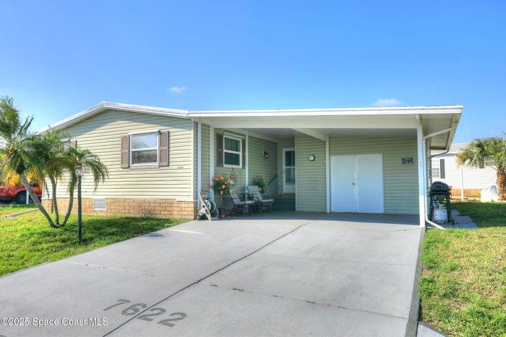 7622 Great Bear Lake Drive 30, Micco, FL, 32976 photo 25