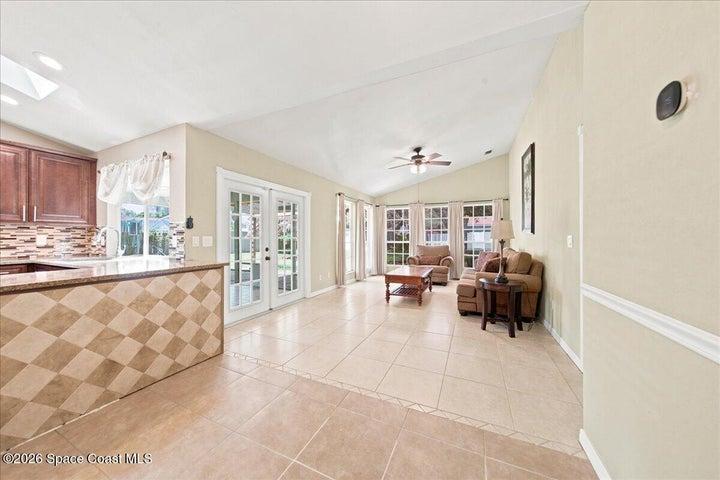 813 Emerald Way, Rockledge, FL, 32955 photo 6