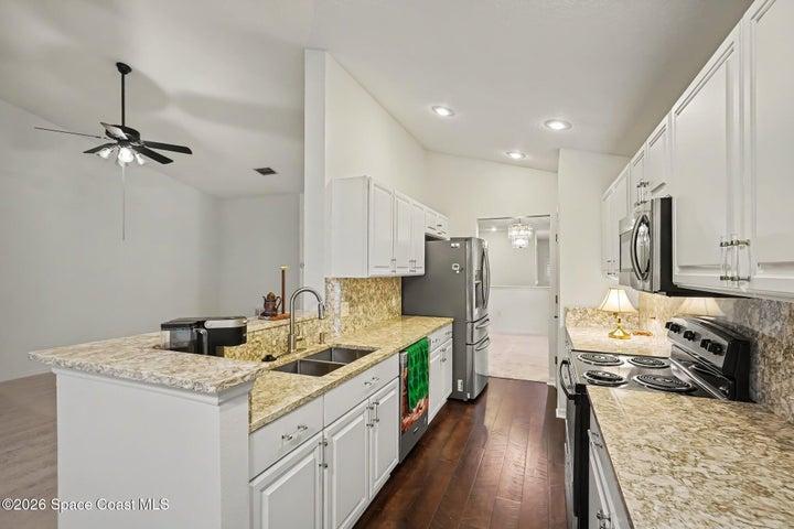 912 Handsome Cab Lane 201, Melbourne, FL, 32940 photo 15