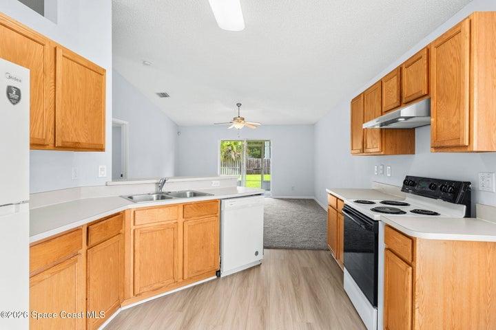 4022 Wilkes Drive, Melbourne, FL, 32901 photo 10