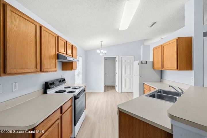 4022 Wilkes Drive, Melbourne, FL, 32901 photo 11