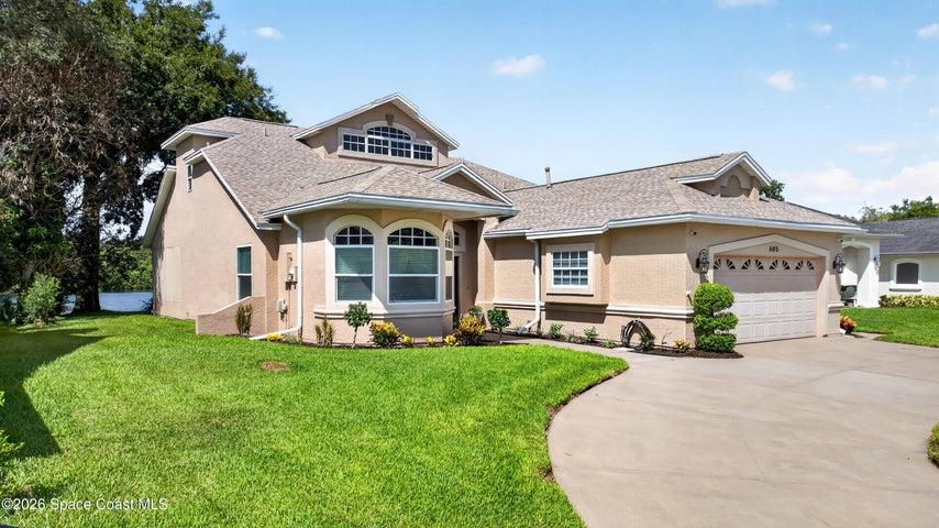 Great curb appeal