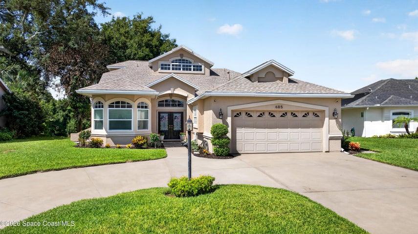Circular driveway