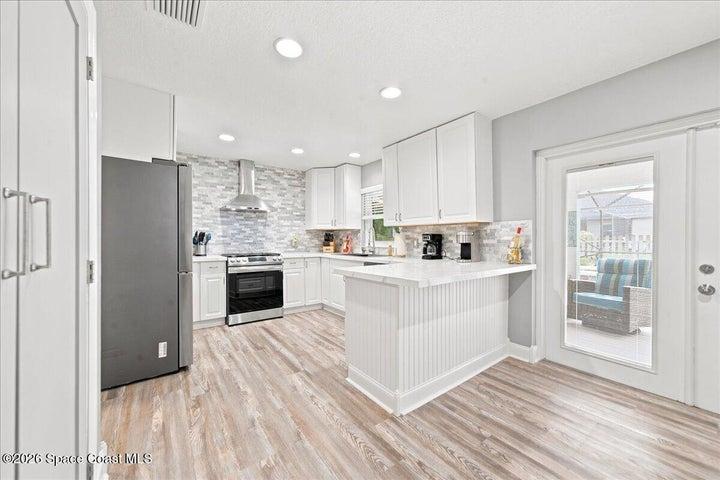 Breakfast bar and Chef's Kitchen