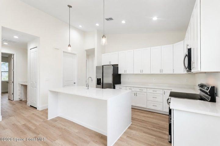 460 Grenadier Avenue NW, Palm Bay, FL, 32907 photo 5