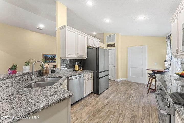 881 Mandarin Drive NE, Palm Bay, FL, 32905 photo 23