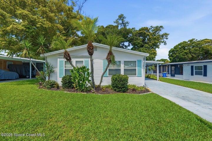 304 Portside Lane, Edgewater, FL, 32141 photo 3