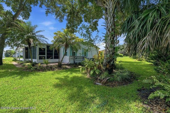304 Portside Lane, Edgewater, FL, 32141 photo 7