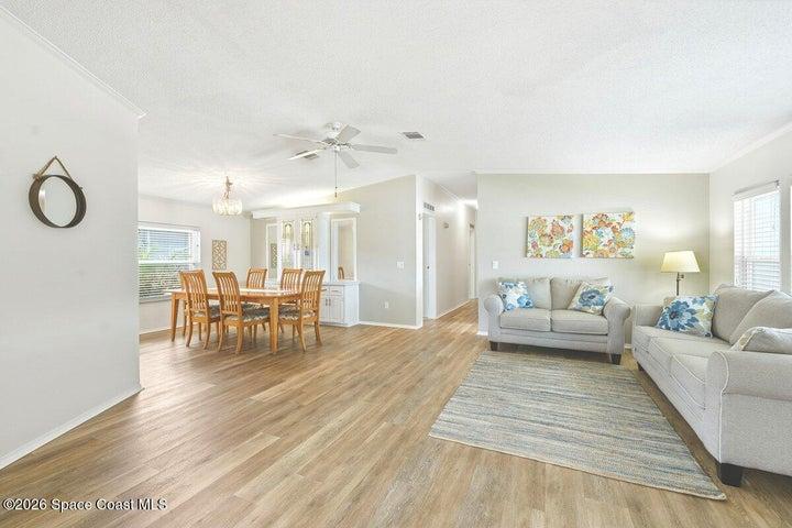 304 Portside Lane, Edgewater, FL, 32141 photo 10