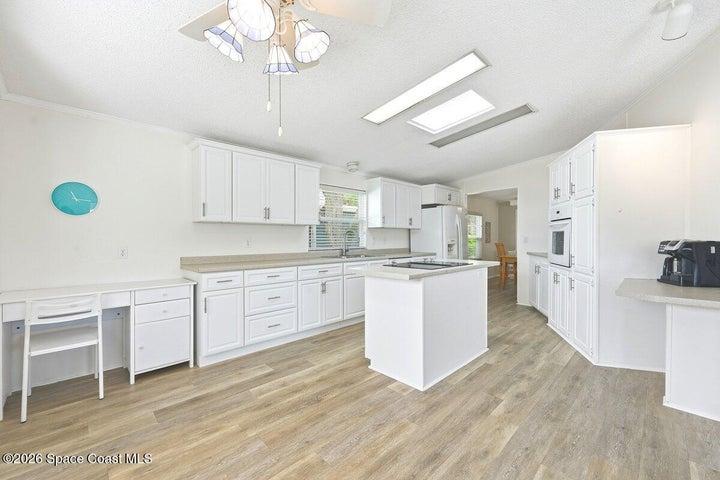 304 Portside Lane, Edgewater, FL, 32141 photo 14
