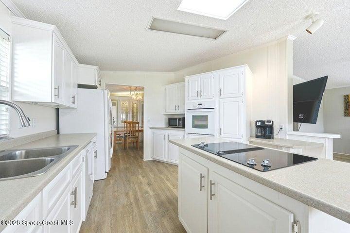 304 Portside Lane, Edgewater, FL, 32141 photo 15