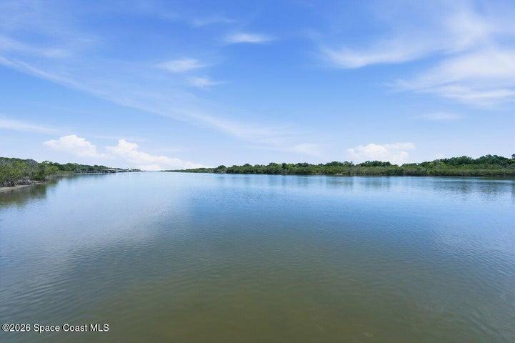 304 Portside Lane, Edgewater, FL, 32141 photo 36