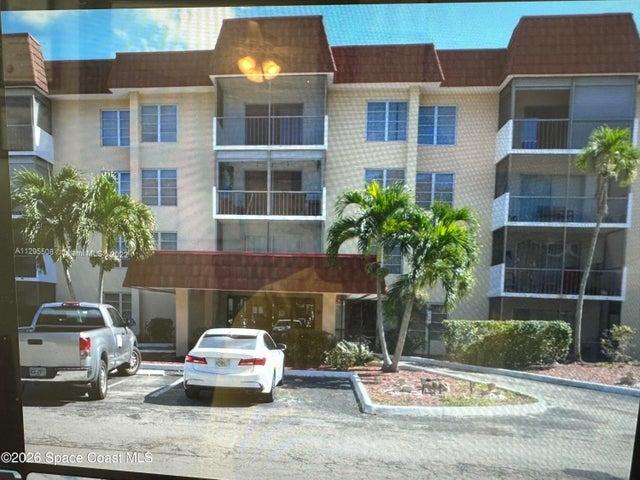 4152 Inverrary Drive 201, Lauderhill