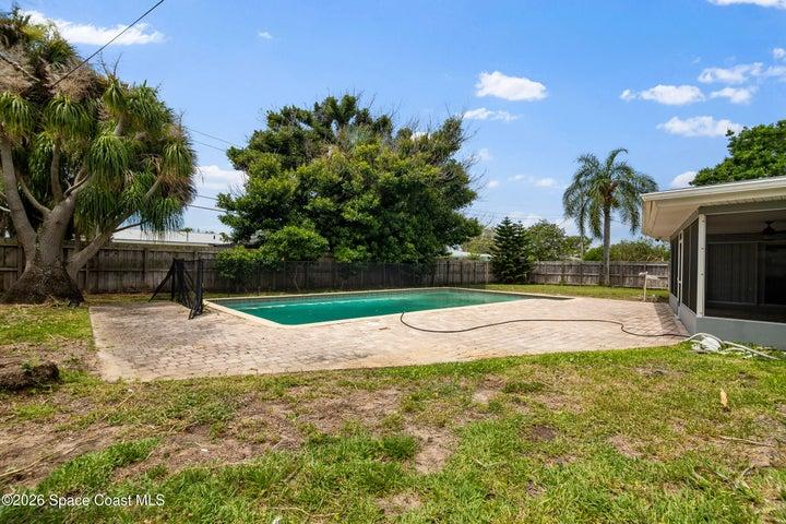 565 Teakwood Avenue, Satellite Beach, FL, 32937 photo 3