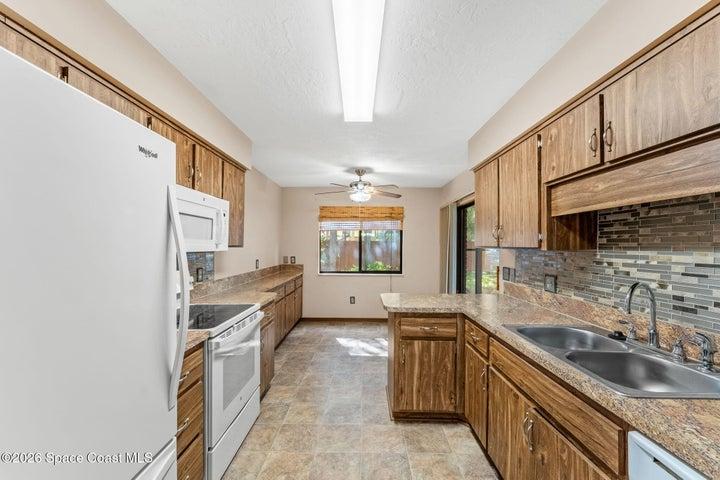 Kitchen with extended cabinets
