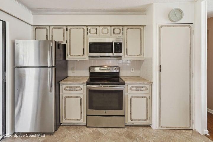 Pantry storage