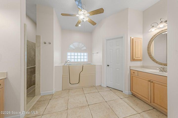 515 Lanternback Island Drive, Satellite Beach, FL, 32937 photo 38