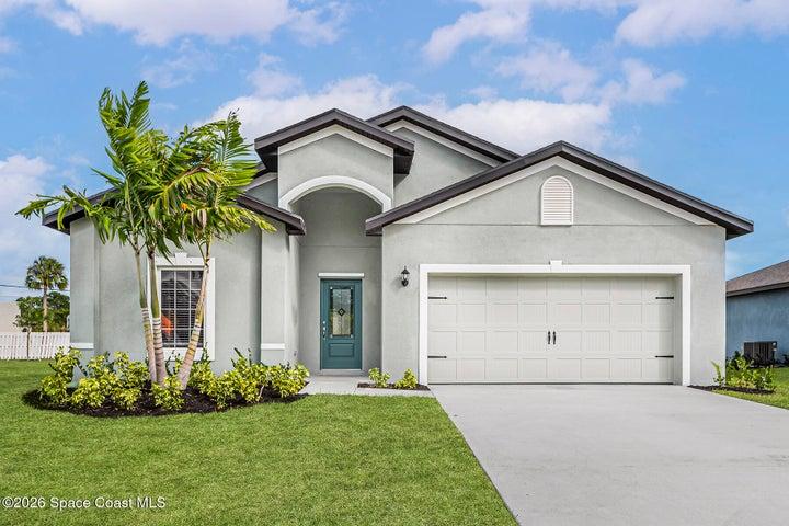 218 Fitchburg Street SW, Palm Bay