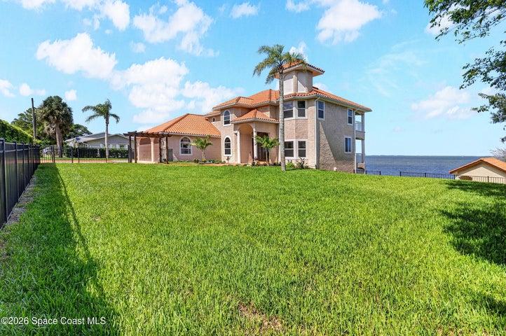 6715 Riveredge Drive, Titusville, FL, 32780 photo 3