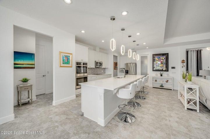 375 Loymer Circle, Merritt Island, FL, 32953 photo 2
