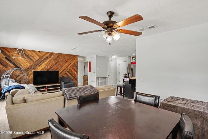 Living/Dining Room