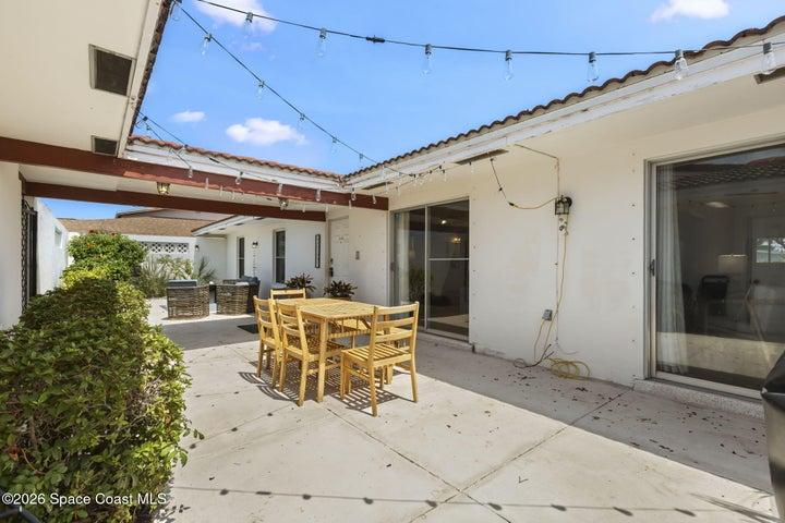Enclosed patio area