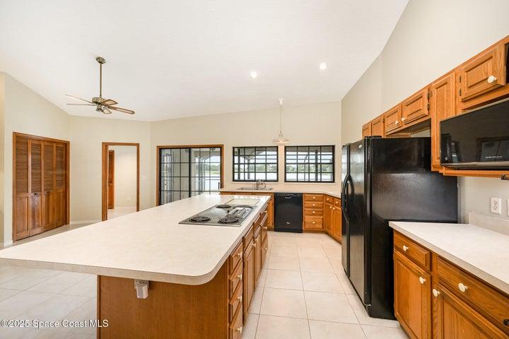 441 Crystal Lake Drive, Melbourne, FL, 32940 photo 11