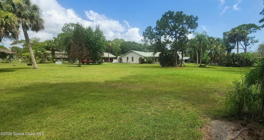 6870 Crepe Myrtle Drive, Grant, FL, 32949 photo 12