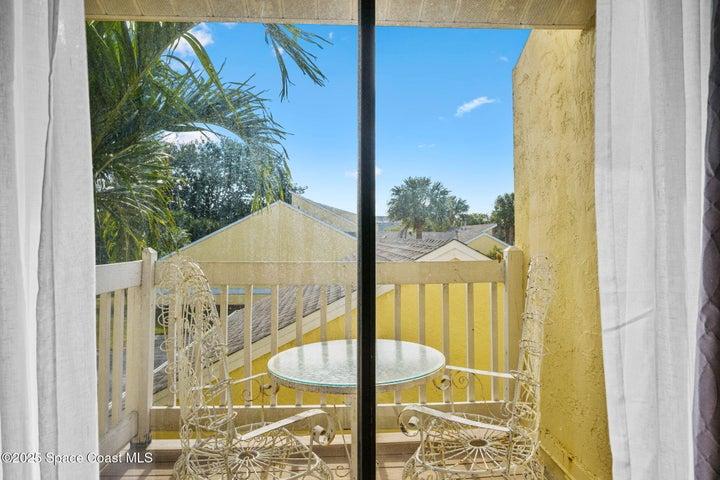 Private balcony 3rd Bed