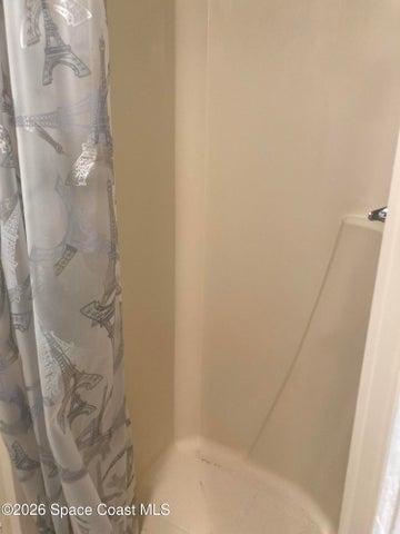 WALK IN SHOWER