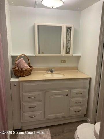 VANITY IN THE BACK BATH