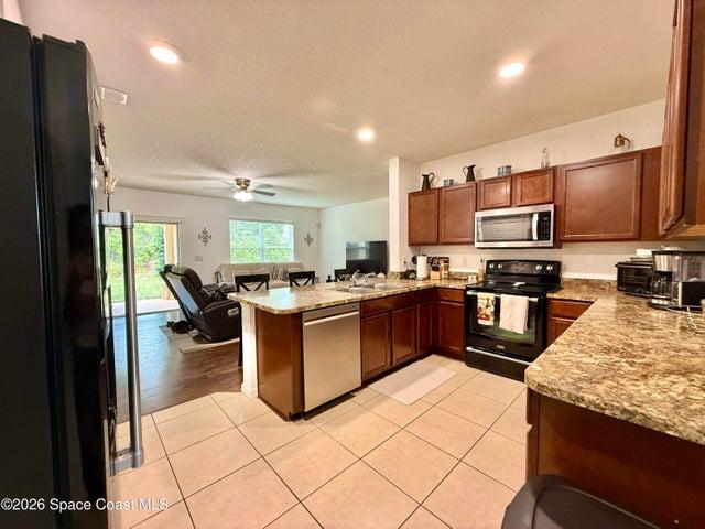 331 Alder Avenue SE, Palm Bay, FL, 32909 photo 4