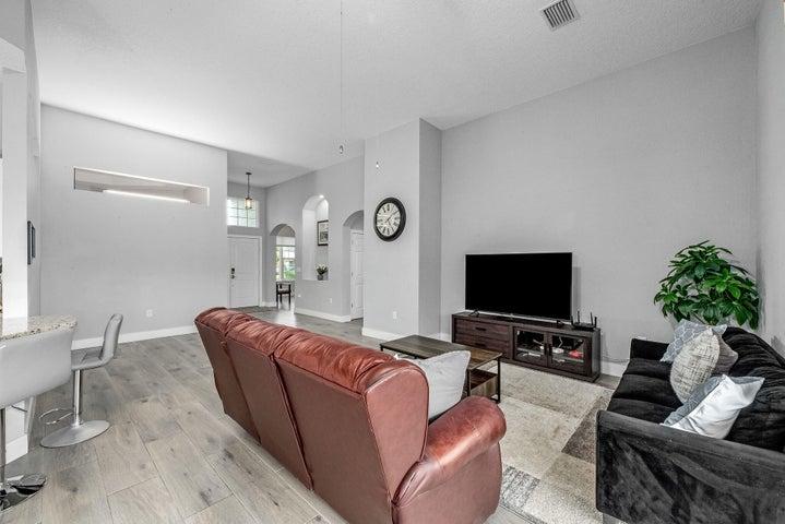 382 Eldron Boulevard NE, Palm Bay, FL, 32907 photo 21