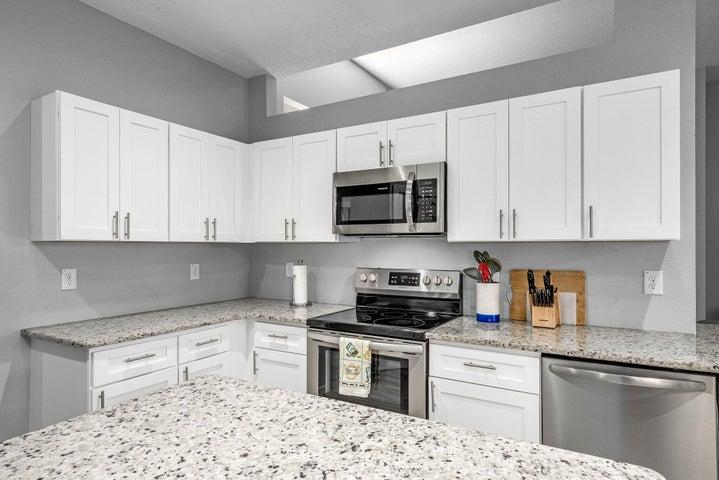 382 Eldron Boulevard NE, Palm Bay, FL, 32907 photo 27