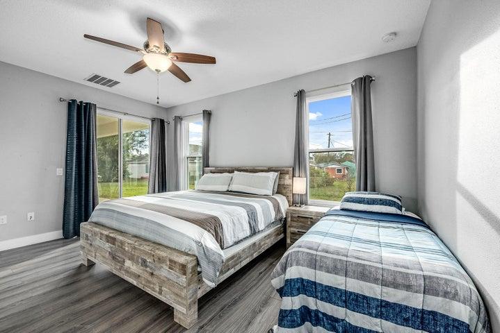 382 Eldron Boulevard NE, Palm Bay, FL, 32907 photo 31