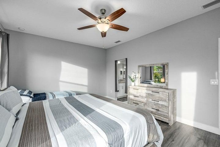 382 Eldron Boulevard NE, Palm Bay, FL, 32907 photo 32