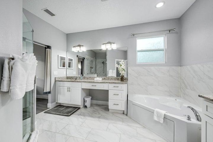 382 Eldron Boulevard NE, Palm Bay, FL, 32907 photo 34