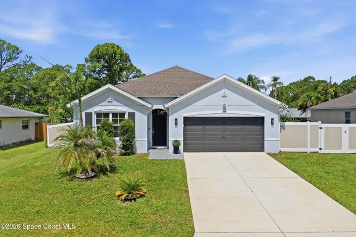 270 De Castro Avenue SE, Palm Bay
