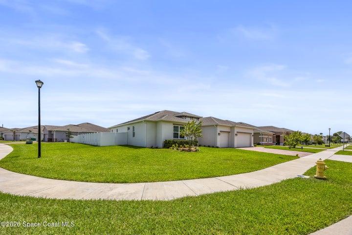 195 Loymer Circle, Merritt Island, FL, 32953 photo 3