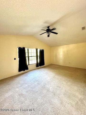 Huge Bonus Room with closet.