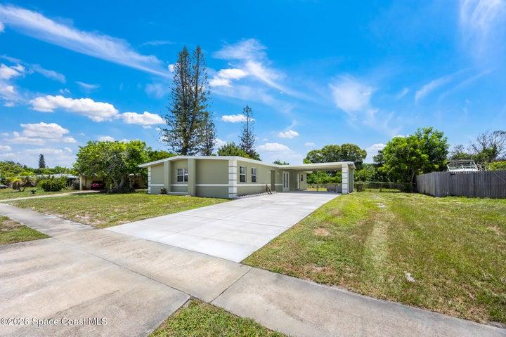 777 James Circle NE, Palm Bay, FL, 32905 photo 2