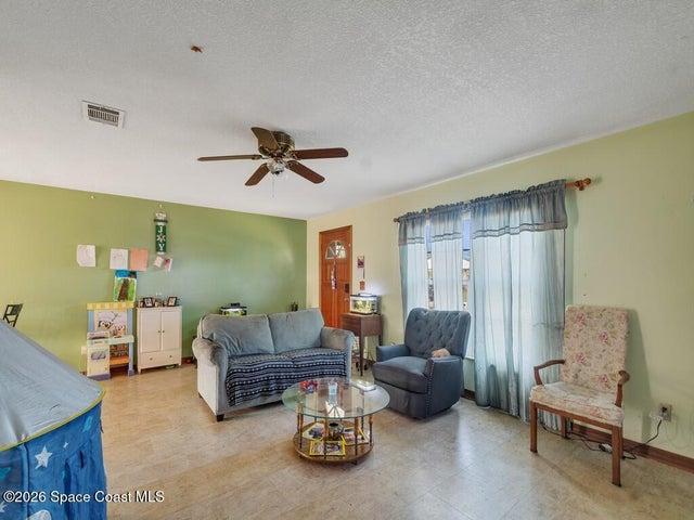 689 Caballero Avenue SE, Palm Bay, FL, 32909 photo 7