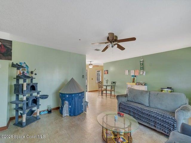 689 Caballero Avenue SE, Palm Bay, FL, 32909 photo 8